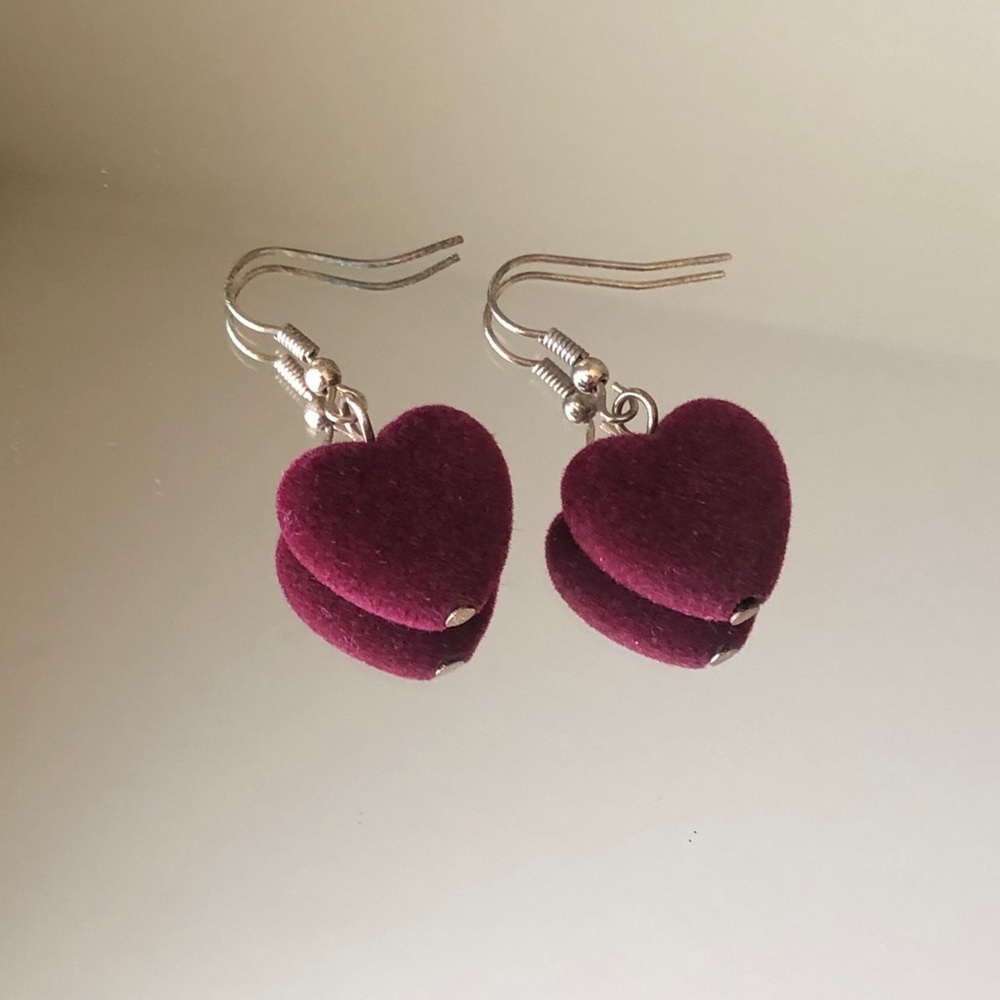 Heart-shaped earrings♥️